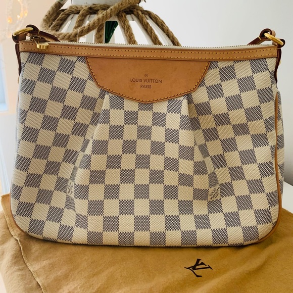 Louis Vuitton Siracusa PM - Picture 2 of 8